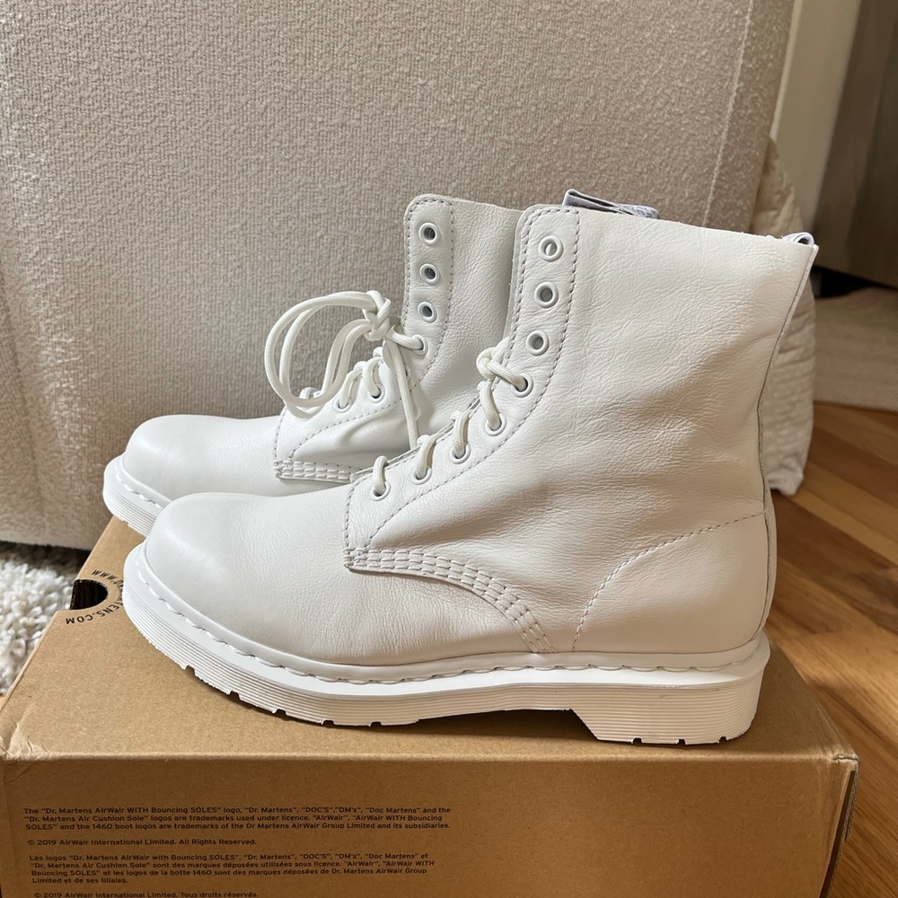 Dr. Martens 1460 PASCAL MONO OPTICAL WHITE LACE-UP